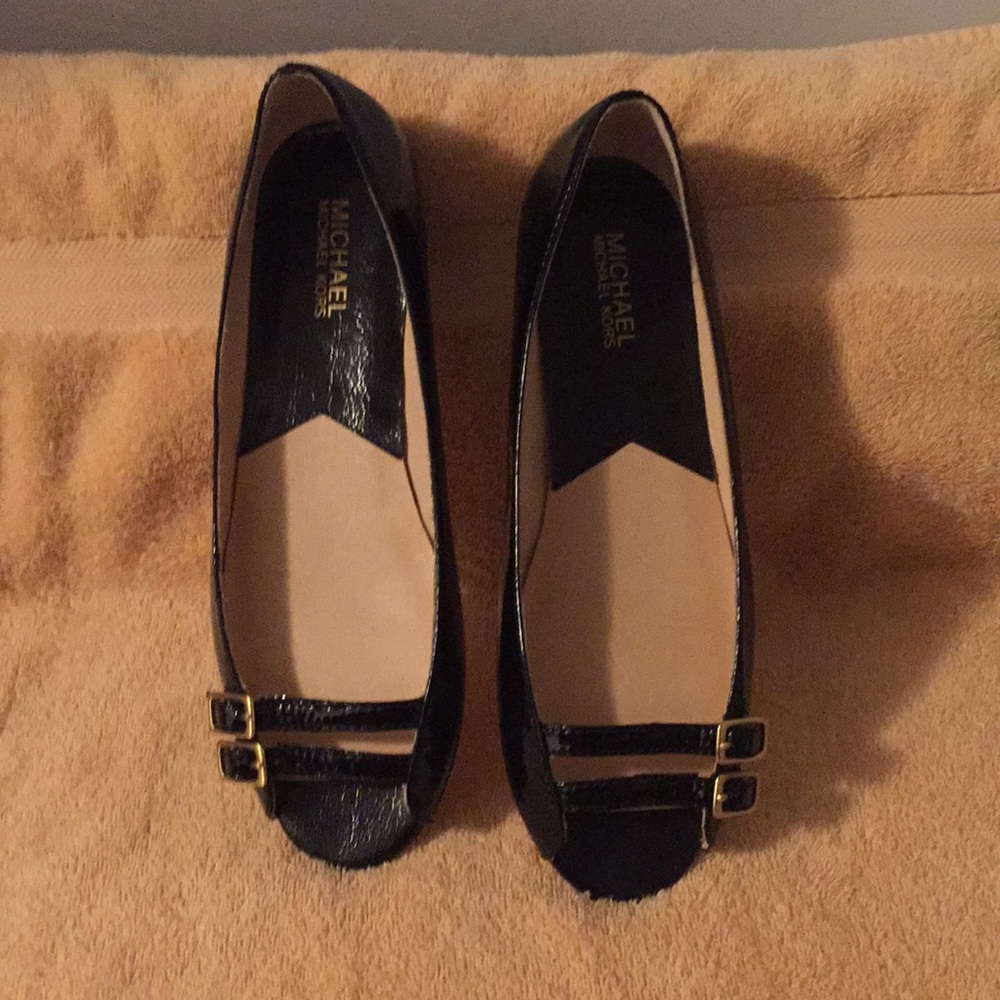 Brand New Michael Kors Open Toe Flats